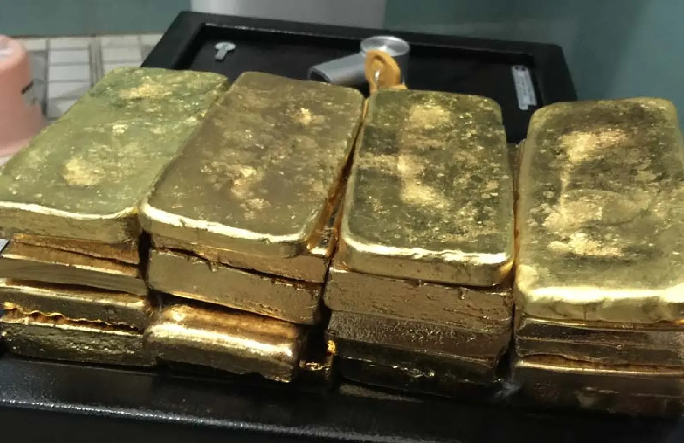 Swiss gold exports to China slow but shipments to Türkiye surge